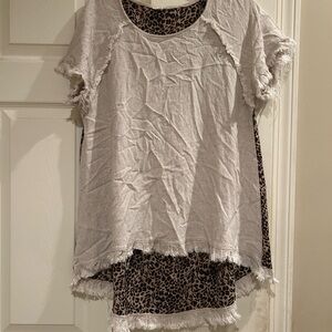 JODIFL Brown and Black Asymmetrical Short Sleeve Tee